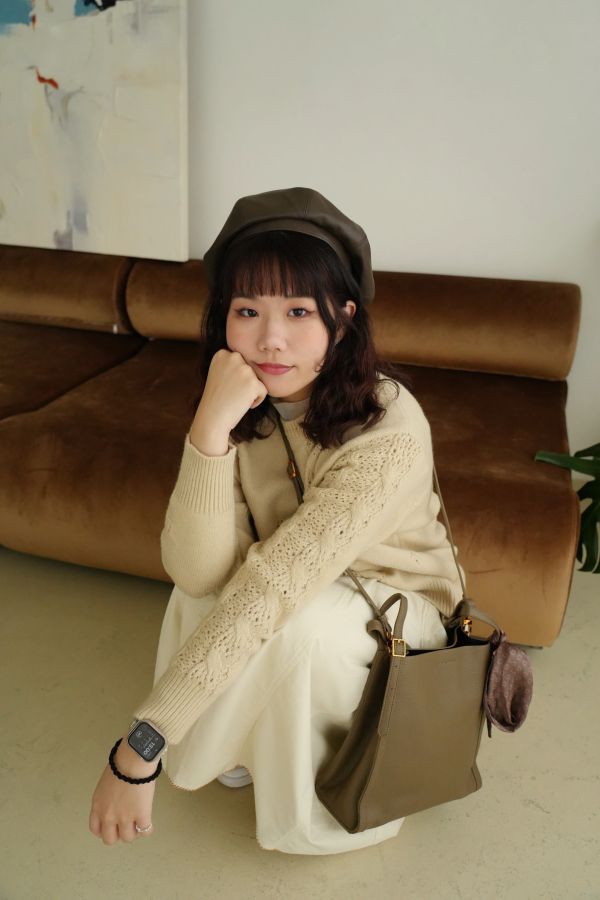 日系麻花針織圓領毛衣 麻花毛衣、圓領針織、日系毛衣、百搭毛衣、秋冬針織、舒適上衣、女裝毛衣、日系穿搭、休閒毛衣、氣質針織