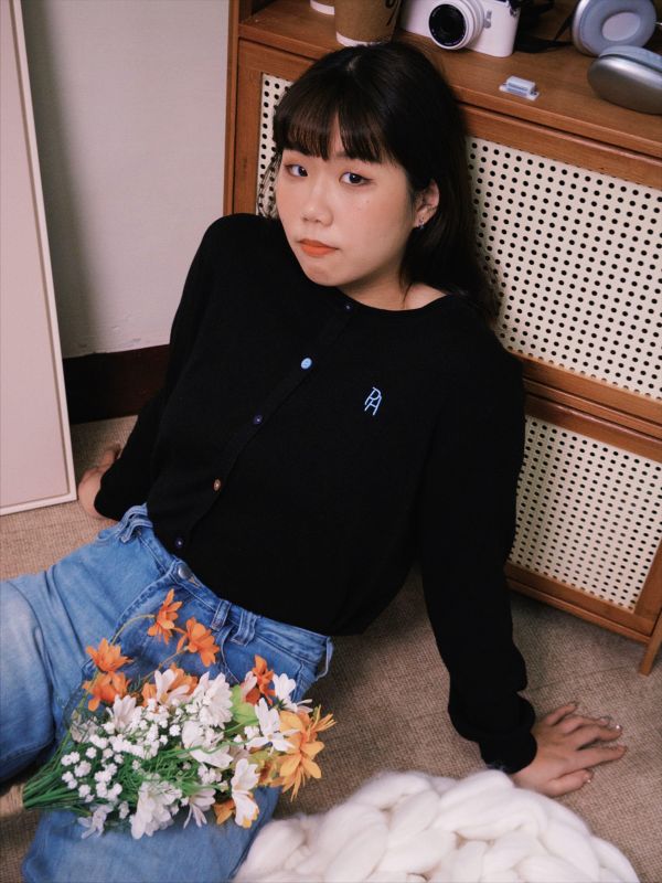 藏肉瘦瘦針織外套 