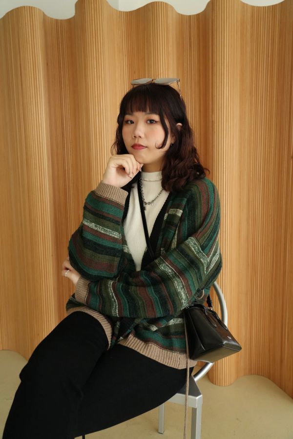 民族風綁帶條紋外套 民族風外套、綁帶外套、條紋針織外套、羊毛混紡外套、設計款針織、文青風外套、秋冬外套、民族風條紋、針織開襟外套、特色外套