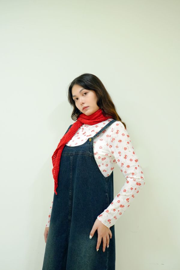 小花疊穿網紗上衣 小花網紗上衣, 疊穿上衣, 透氣上衣, 甜美上衣, 文青上衣, 百搭網紗上衣, 秋冬上衣, 可愛上衣, 女生上衣, 層次感上衣