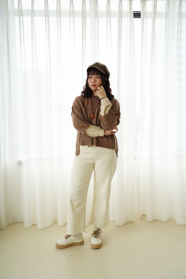 四面彈直筒牛仔褲 四面彈牛仔褲、直筒牛仔褲、舒適牛仔褲、秋冬牛仔褲、女牛仔褲、百搭長褲、修身牛仔褲、休閒牛仔褲、通勤長褲、秋冬穿搭褲、基本款牛仔褲、日常牛仔褲