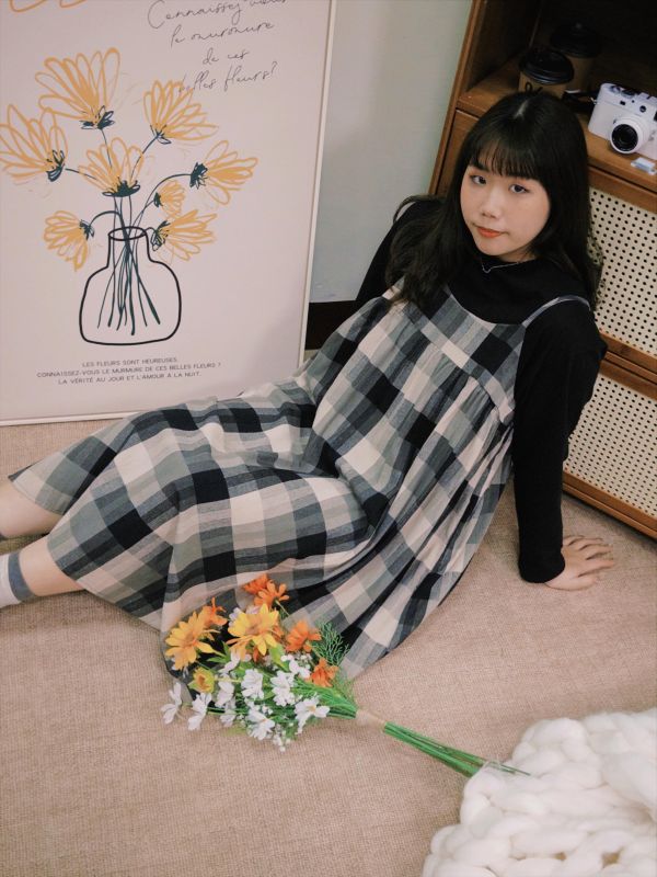 格子學院吊帶裙 