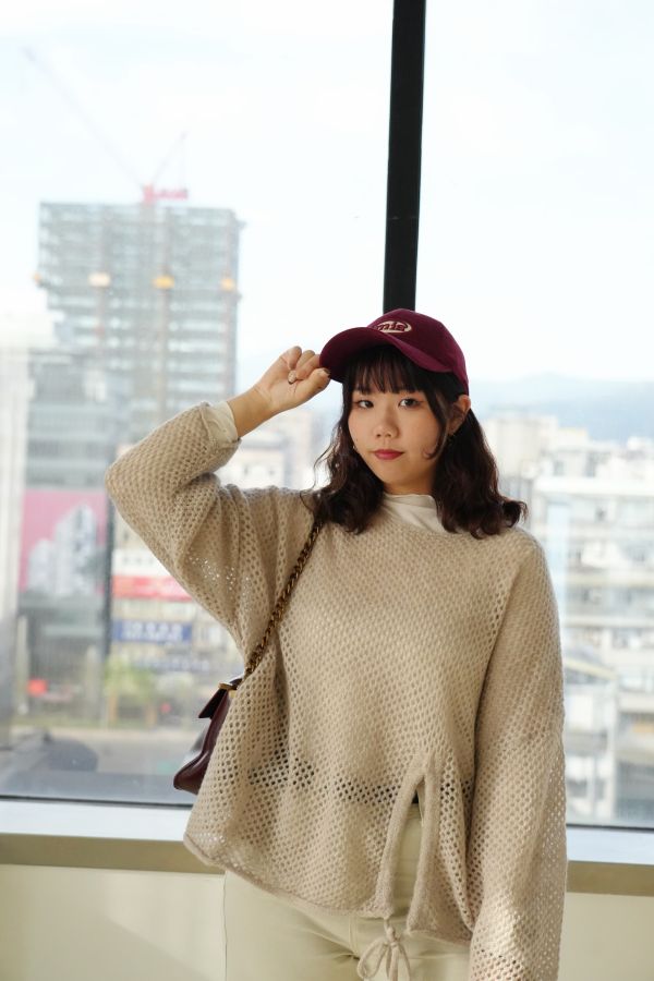 日系綁帶針織上衣 綁帶針織上衣、日系毛衣、針織毛衣上衣、氣質上衣、百搭針織、秋冬針織、女裝針織、日系穿搭、舒適毛衣、優雅針織