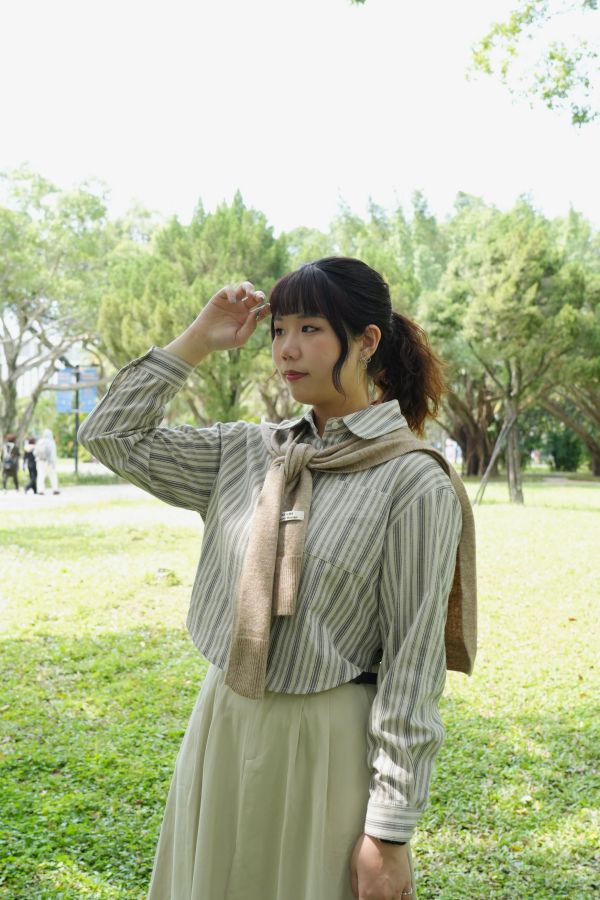 條紋口袋襯衫 條紋襯衫、短款襯衫、棉麻襯衫、日系襯衫、百搭上衣、女裝襯衫、休閒襯衫、日系穿搭、口袋襯衫、夏季襯衫