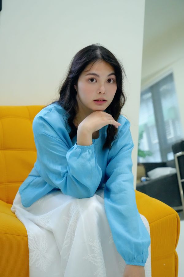 天絲苧麻薄外套 天絲苧麻薄外套、夏季防曬外套、親膚天絲外搭、苧麻外套女款、自然風罩衫、薄款長袖外套、百搭輕外套女