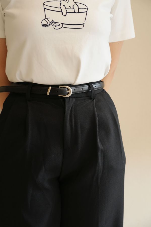 西裝闊腿褲 西裝闊腿褲、高腰女褲、闊腿長褲、通勤長褲、秋冬長褲、百搭褲、女長褲、修身闊腿褲、時尚長褲、休閒褲、通勤穿搭褲、秋冬穿搭