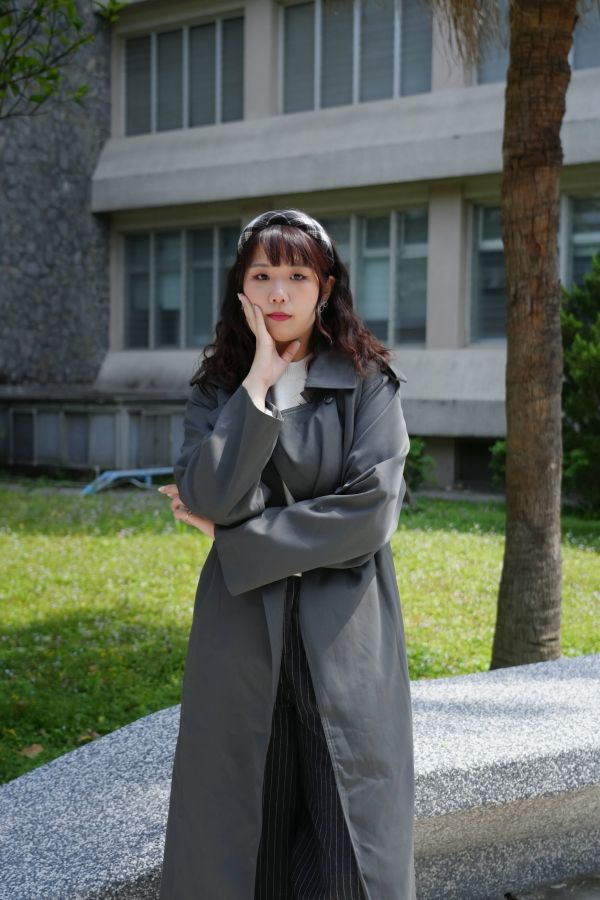 一秒變歐膩長版風衣 長版風衣、韓系風衣、歐膩風穿搭、氣質外套、韓系外套、修身風衣、秋冬外套、百搭外套、韓劇穿搭、時尚女裝