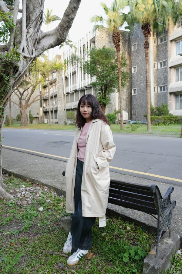 日系長版外套 日系長版外套、長款女外套、秋冬外套、百搭女外套、簡約外套、休閒外套、女外套、通勤外套、日常外套、秋冬長版外套、日系外套、秋冬百搭外套