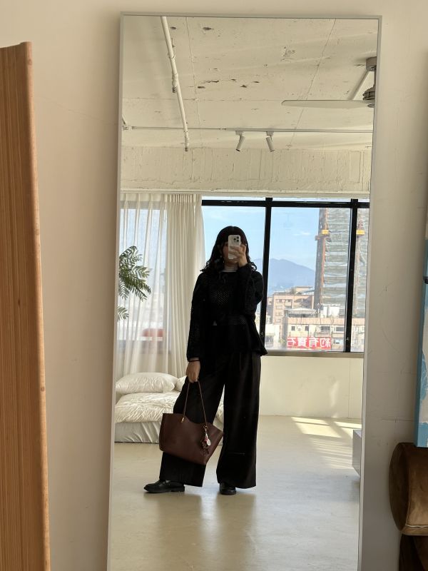 絕佳比例通勤褲 絕佳比例通勤褲、高腰通勤褲、顯瘦長褲、修身褲、秋冬長褲、百搭褲、直筒褲、女褲、通勤穿搭、職場長褲、舒適長褲、日常長褲