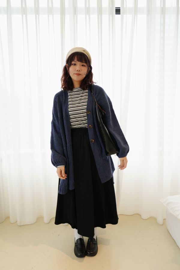 大版拼接針織外套 拼接針織外套、大版針織外套、寬鬆外套、羊毛針織外套、日系外套、設計款外套、秋冬針織、慵懶風外套、針織開衫、層次穿搭