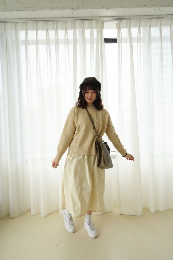 日系麻花針織圓領毛衣 麻花毛衣、圓領針織、日系毛衣、百搭毛衣、秋冬針織、舒適上衣、女裝毛衣、日系穿搭、休閒毛衣、氣質針織