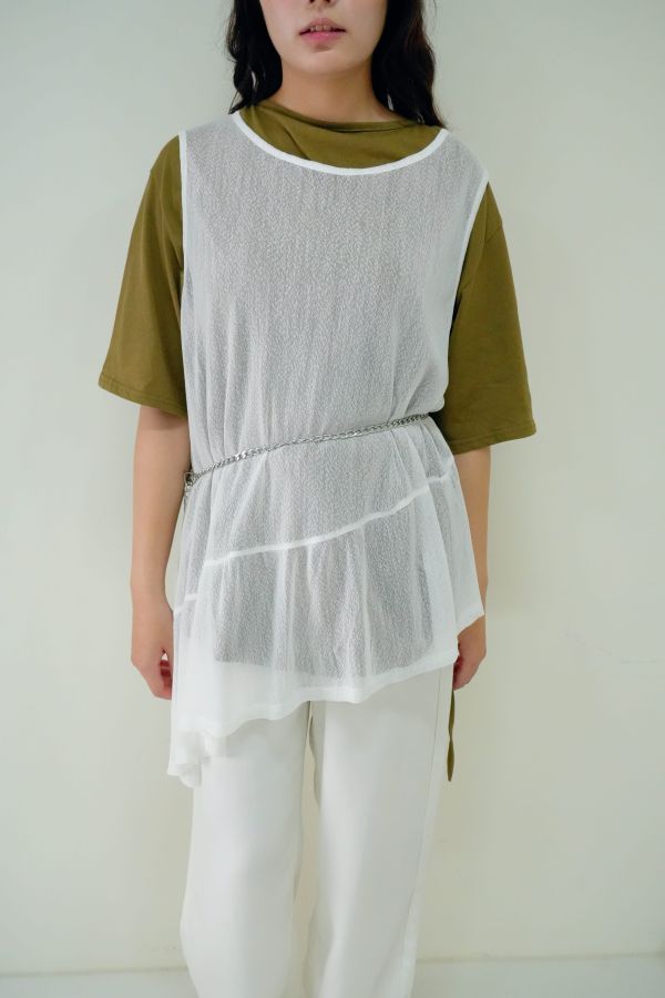 網紗疊穿背心 網紗背心、疊穿背心、多層次穿搭單品、百搭內搭上衣、時尚網紗單品