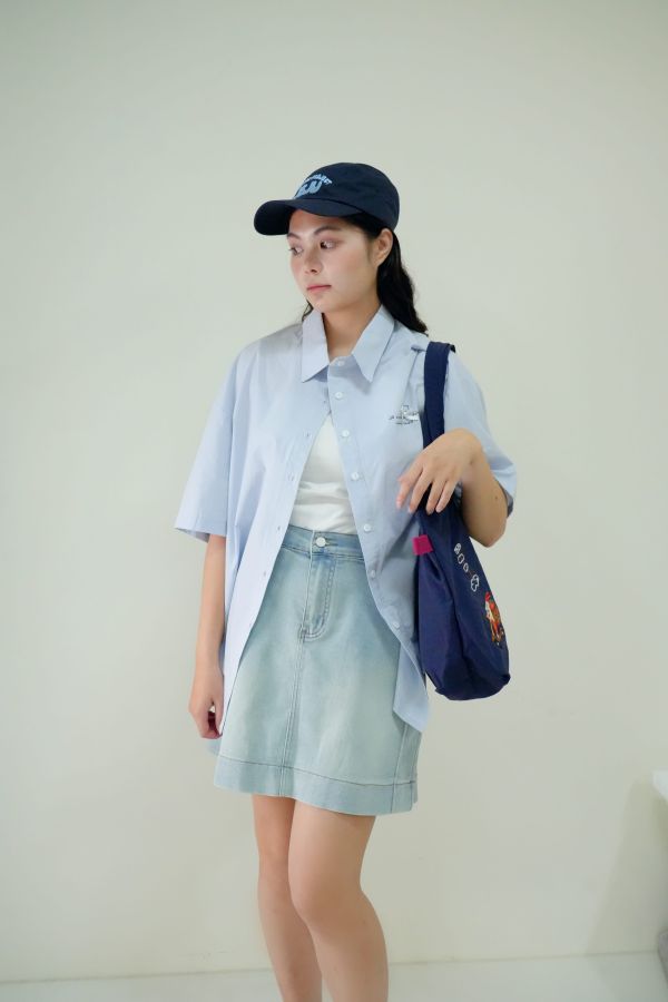 百搭牛仔A字裙 牛仔A字裙、顯瘦短裙推薦、經典牛仔短裙、牛仔A字短裙穿搭、日常休閒短裙、不挑身形裙款、四季百搭下身單品