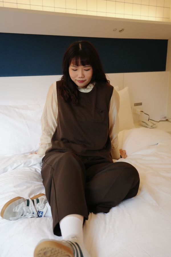 西裝闊腿褲 西裝闊腿褲、高腰女褲、闊腿長褲、通勤長褲、秋冬長褲、百搭褲、女長褲、修身闊腿褲、時尚長褲、休閒褲、通勤穿搭褲、秋冬穿搭