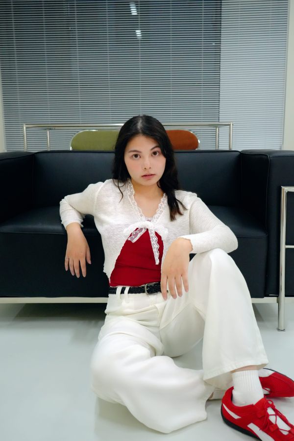 垂霧感天絲直筒褲 天絲直筒褲、直筒休閒褲、垂墜感褲款、夏季透氣褲子、簡約百搭褲、女生直筒褲推薦、日常通勤褲