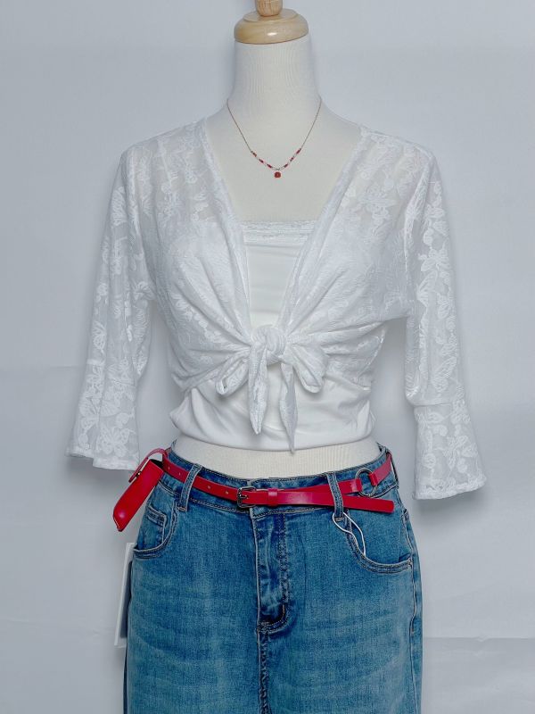 蝴蝶綁腰罩衫 綁帶設計上衣、顯瘦外搭推薦、修飾腰身罩衫、春夏穿搭外套、蝴蝶結上衣、外搭綁腰上衣