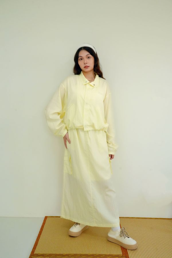 天絲抽繩防曬套裝 天絲防曬套裝、抽繩防曬服、夏季防曬服裝、天絲休閒套裝、防曬機能服、舒適防曬套裝、女生防曬服推薦、戶外防曬服