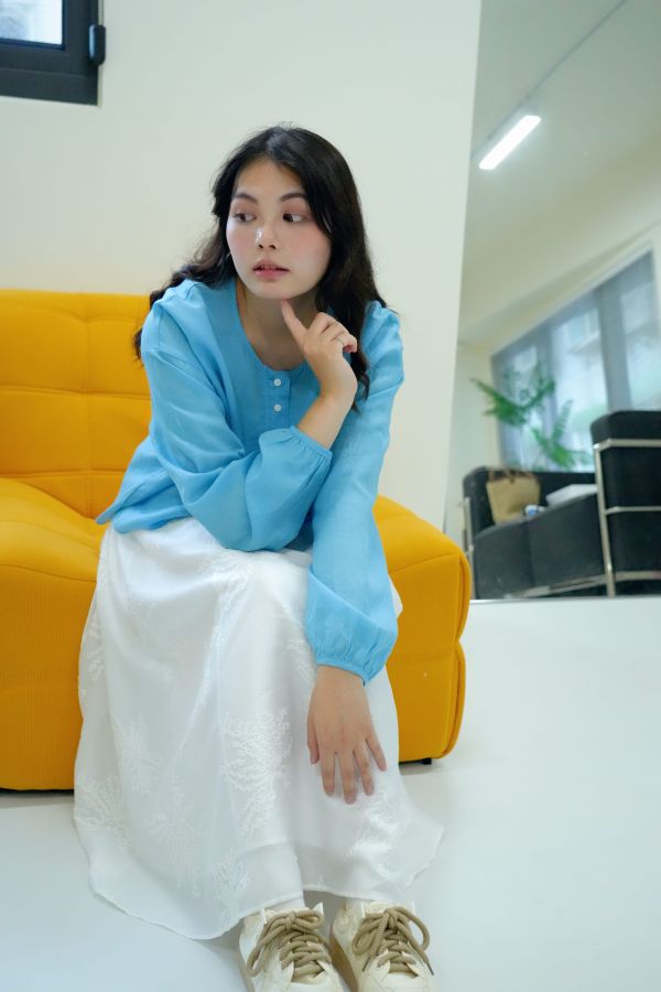 天絲苧麻薄外套 天絲苧麻薄外套、夏季防曬外套、親膚天絲外搭、苧麻外套女款、自然風罩衫、薄款長袖外套、百搭輕外套女