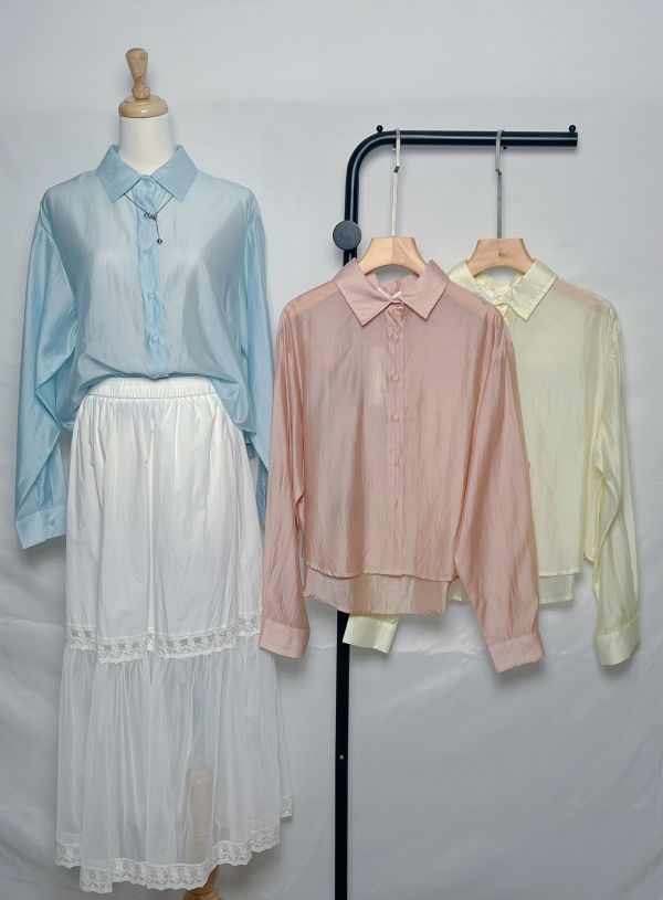 天絲微透短版襯衫 短版襯衫推薦、女生微透襯衫、夏日透氣襯衫、天絲材質上衣、氣質系短版上衣、女生通勤襯衫、短版長袖上衣女