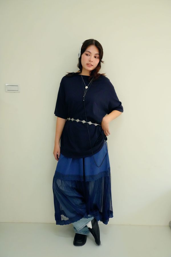 寬鬆落肩不簡單T 寬鬆T恤、落肩T恤、不簡單T、基本款T恤升級、極簡風上衣、日常穿搭T恤