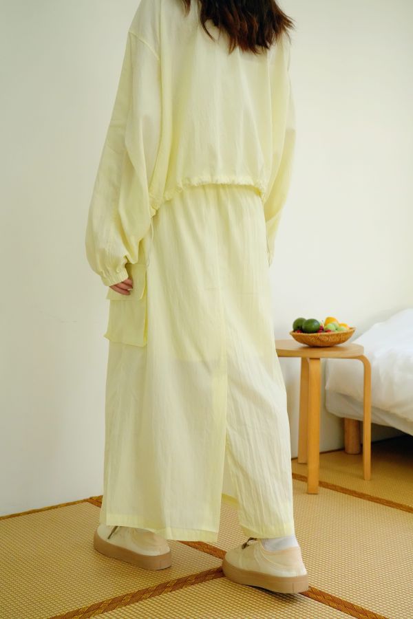 天絲抽繩防曬套裝 天絲防曬套裝、抽繩防曬服、夏季防曬服裝、天絲休閒套裝、防曬機能服、舒適防曬套裝、女生防曬服推薦、戶外防曬服