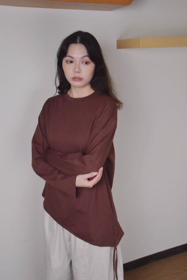 多色設計圓領打底上衣 