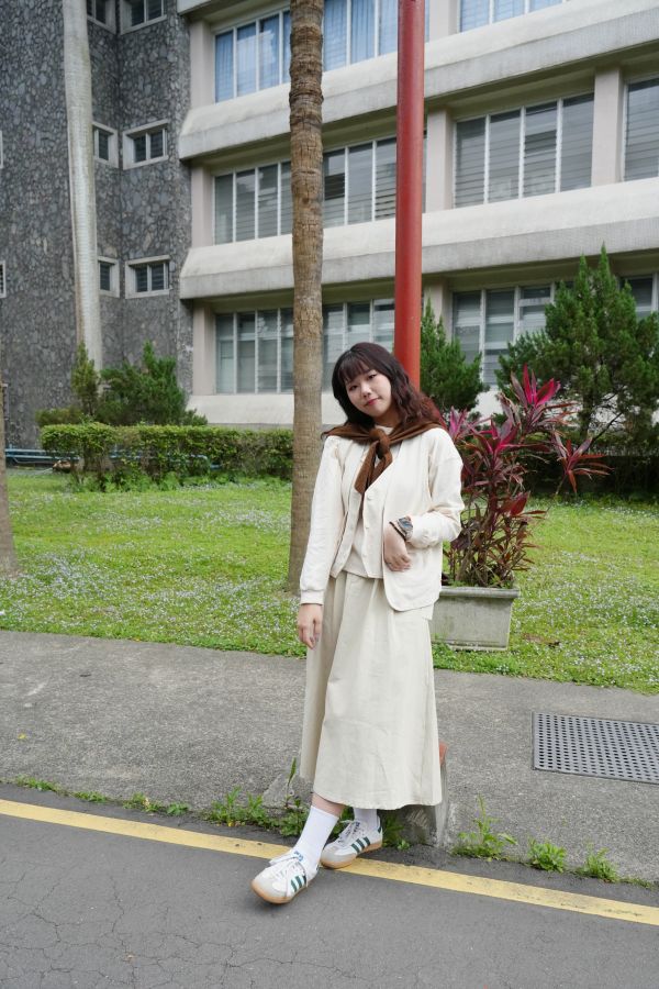 日系瘦瘦A字裙 日系A字裙、瘦瘦裙、顯瘦半身裙、秋冬半身裙、百搭裙、日系裙、女裙、甜美裙、文青裙、通勤裙、休閒裙、長裙