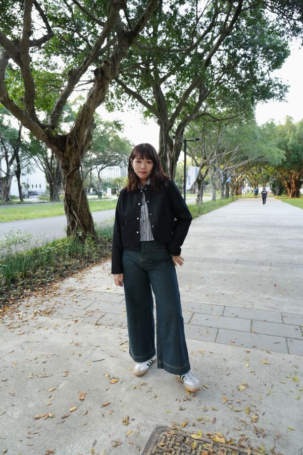 圓領韓系外套 韓系外套、圓領外套、短版外套、韓系穿搭、氣質外套、百搭上衣、秋冬外套、極簡風服飾、女裝外套、韓系時尚