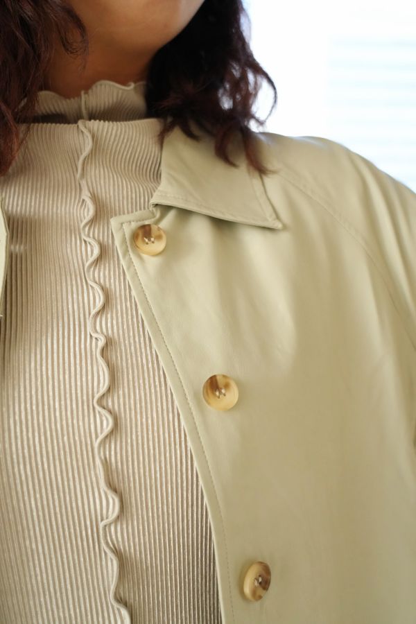 最有氣勢的長款皮衣 長款皮衣、霸氣皮衣、皮革外套、秋冬皮衣、個性皮衣、長版外套、街頭風皮衣、時尚皮衣、百搭皮衣、女皮衣、通勤皮衣、秋冬外套