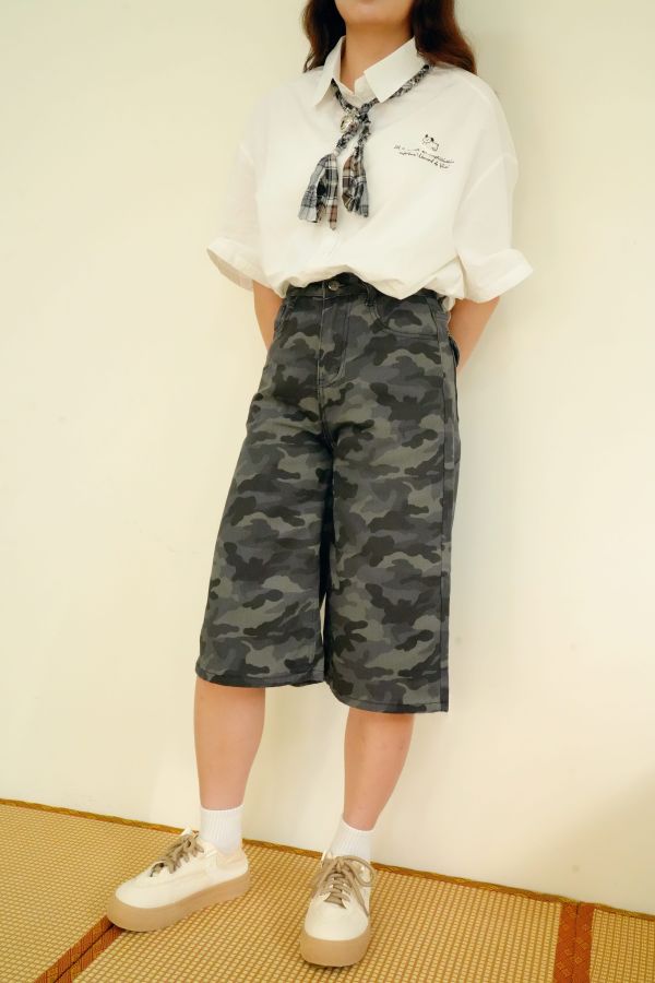 潮流迷彩七分褲 