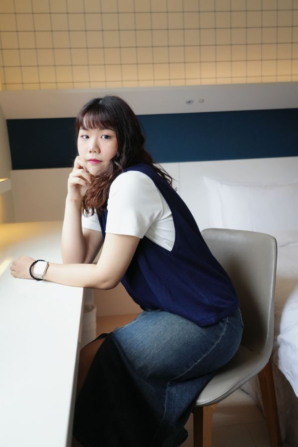 寬鬆羊毛背心 羊毛背心、寬鬆背心、針織背心、日系背心、休閒無袖上衣、百搭針織、秋冬針織、女裝上衣、舒適背心、層次穿搭