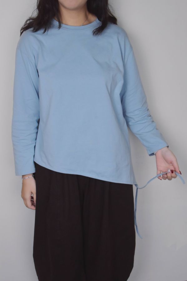 多色設計圓領打底上衣 