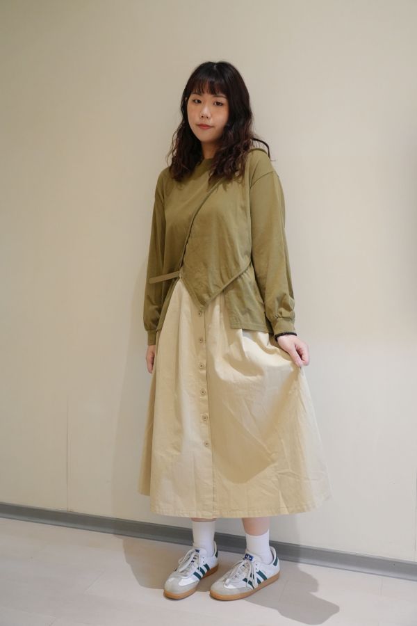 設計款不規則T恤 不規則T恤、設計款上衣、個性T恤、百搭上衣、秋冬T恤、休閒上衣、街頭風T恤、文青T恤、長袖T恤、潮流T恤、造型上衣、特色T恤