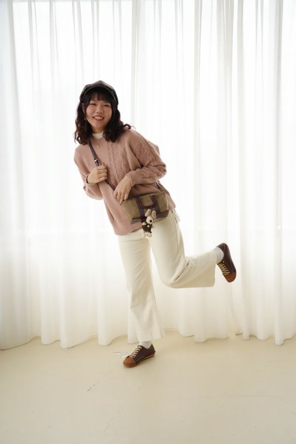 日系麻花針織圓領毛衣 麻花毛衣、圓領針織、日系毛衣、百搭毛衣、秋冬針織、舒適上衣、女裝毛衣、日系穿搭、休閒毛衣、氣質針織