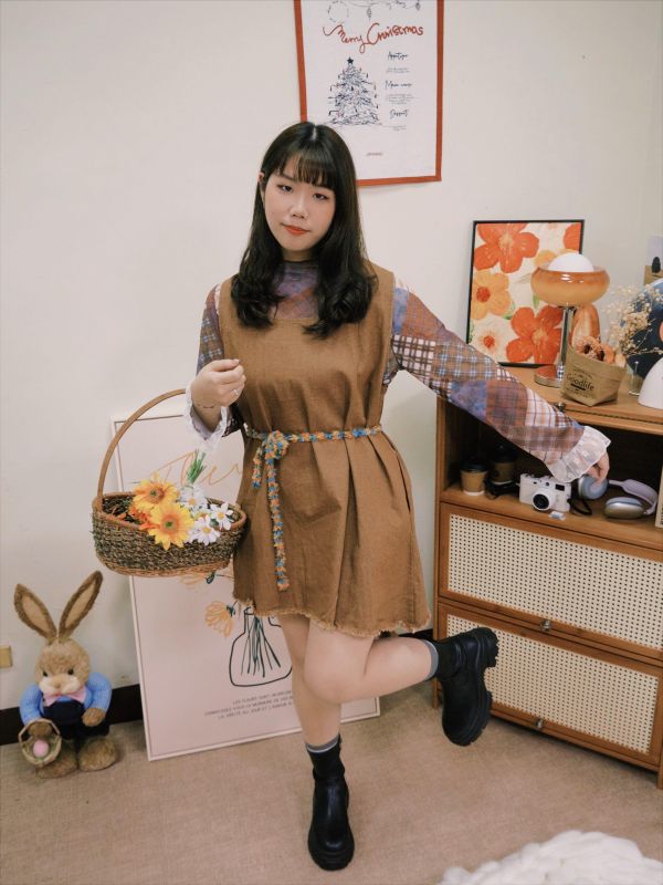 長版疊搭牛仔馬甲 