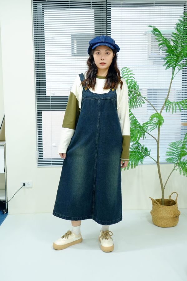 復刻時光牛仔吊帶裙 牛仔吊帶裙, 牛仔連身裙, 吊帶裙推薦, 復古牛仔裙, 顯瘦吊帶裙, 可調肩帶吊帶裙, 丹寧吊帶裙, 日常百搭裙, 復古風穿搭, 吊帶裙穿搭