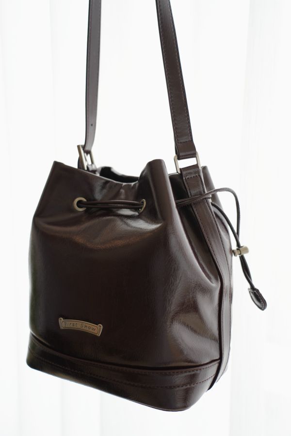 巧克力咖包 巧克力咖包、小包、進口皮革包、日系小包、手提包、百搭小包、質感包款、通勤包、休閒包、日系手提包