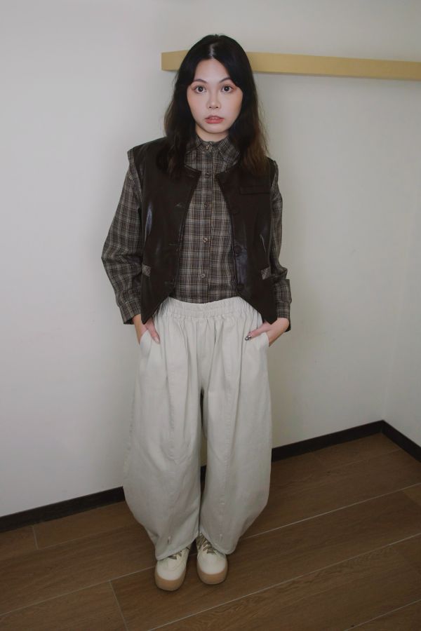 好版型舒適羊角褲 