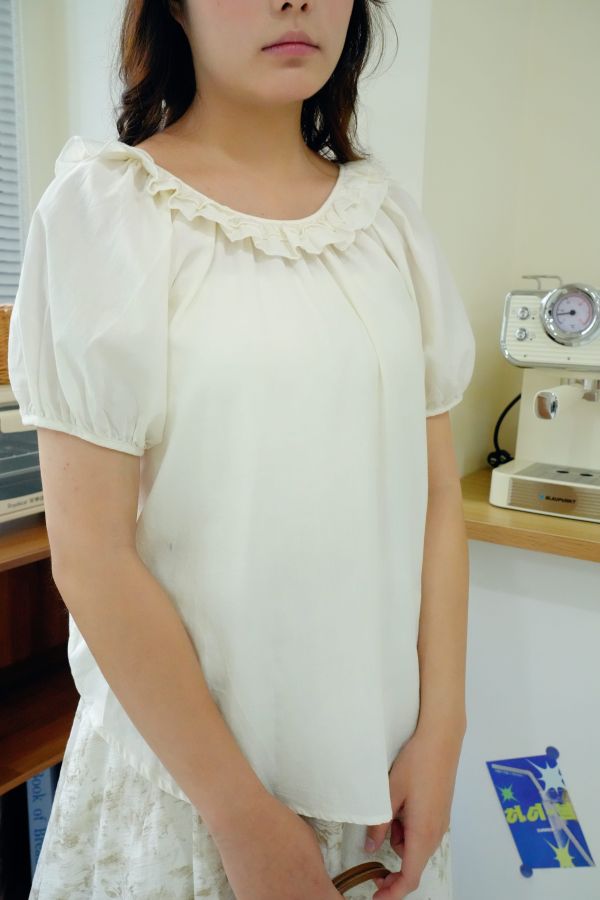 元氣滿滿棉麻上衣 夏日透氣上衣、元氣感穿搭、清新棉麻風、日系風格上衣