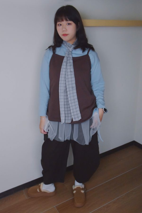 好版型舒適羊角褲 