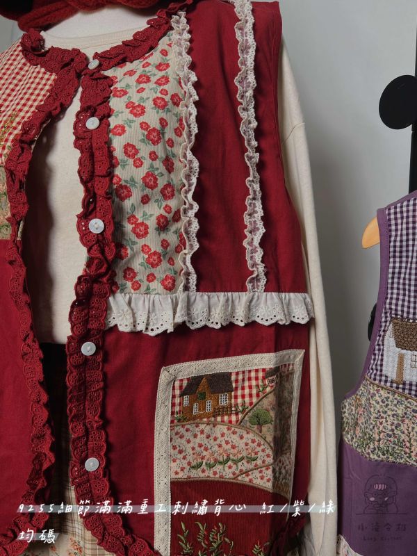 細節滿滿重工刺繡背心 刺繡背心、重工刺繡、日系背心、棉質背心、層次穿搭、紅色背心、綠色背心、紫色背心、日系女裝、氣質背心