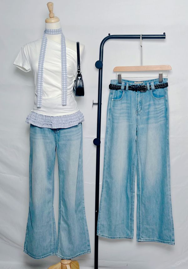 窄版天絲直筒褲 窄版直筒褲、天絲褲推薦、修身直筒褲、百搭直筒褲、通勤褲推薦