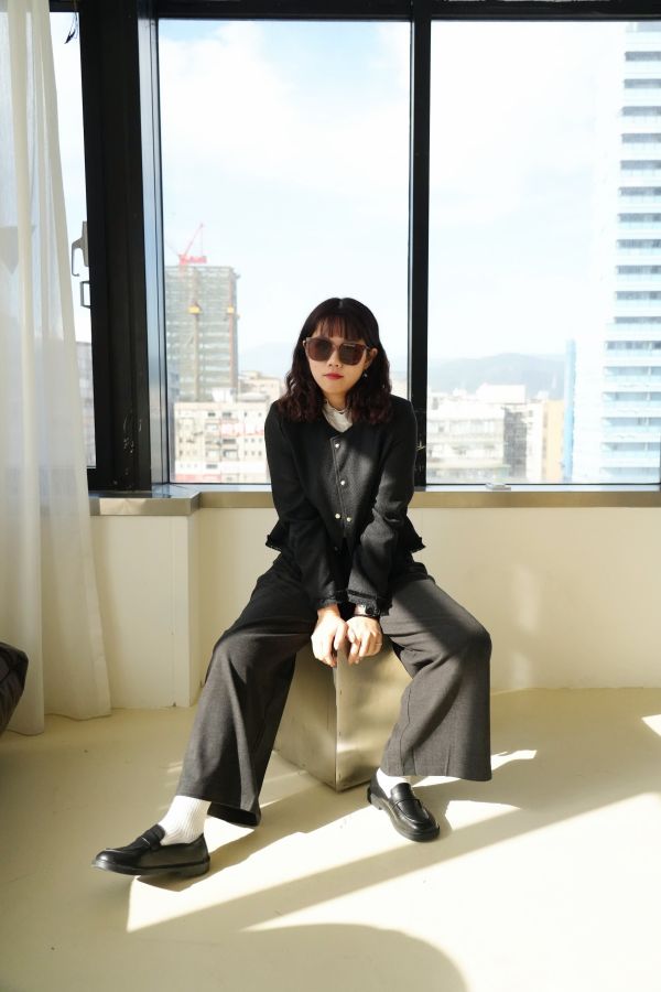 小香外套 小香外套、小香風外套、秋冬女外套、百搭外套、優雅外套、女外套、通勤外套、休閒外套、質感外套、秋冬衣櫃必備、經典外套、時尚女外套