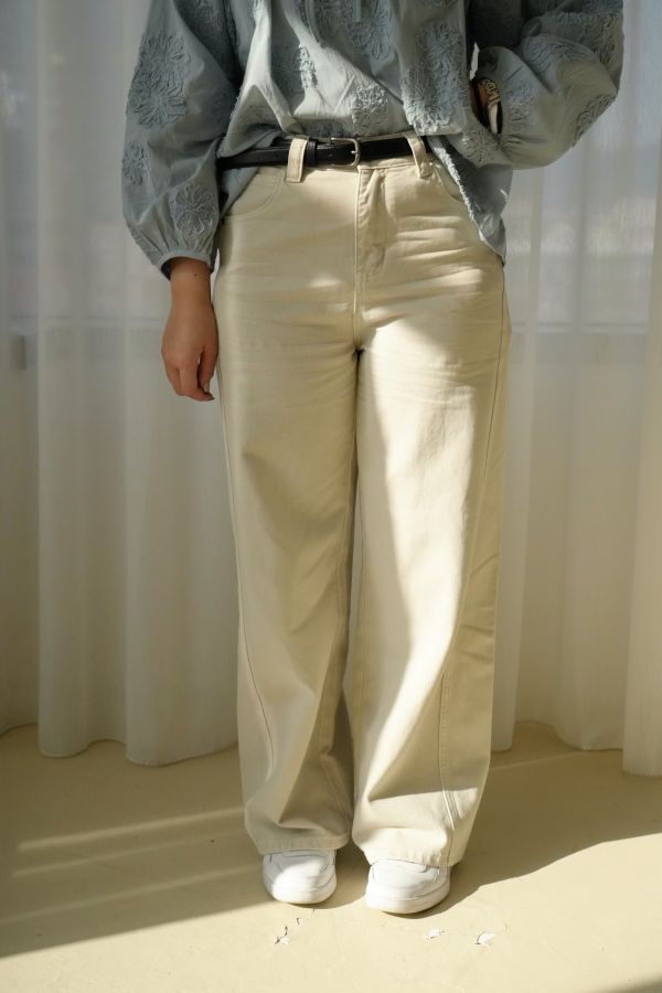 高腰純棉直筒寬褲 高腰純棉寬褲、直筒寬褲、純棉長褲、秋冬女長褲、百搭寬褲、舒適長褲、女褲、通勤長褲、休閒寬褲、長褲推薦、基本款長褲、秋冬穿搭褲