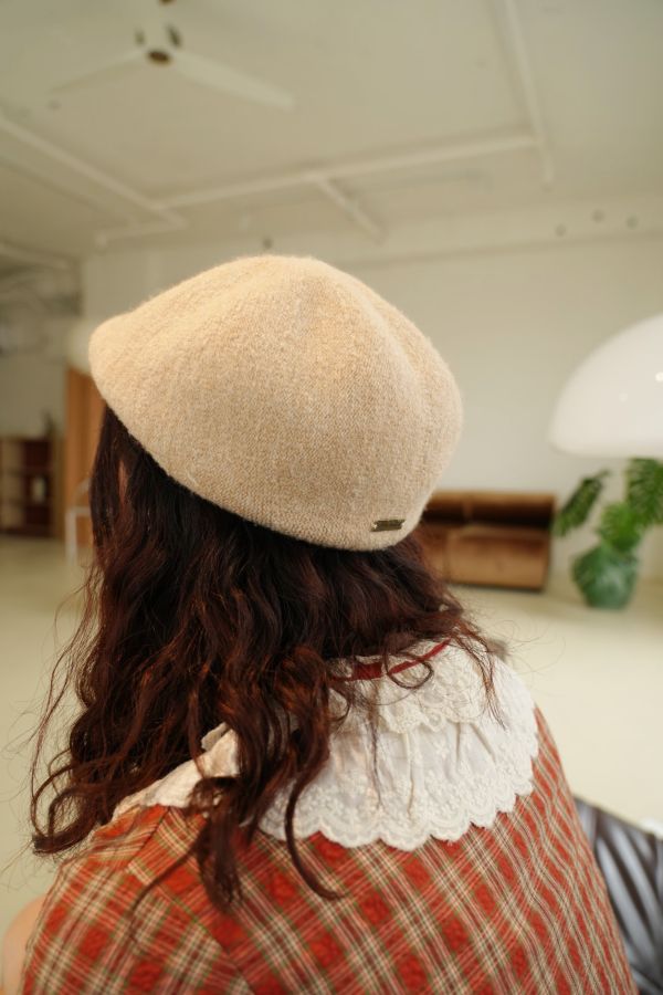 羊毛小偷帽 羊毛小偷帽、羊毛冷帽、針織冷帽、毛線帽、冬季保暖帽、街頭風帽子、韓系冷帽、短版帽、男女帽、時尚毛帽、極簡帽款、秋冬穿搭配件