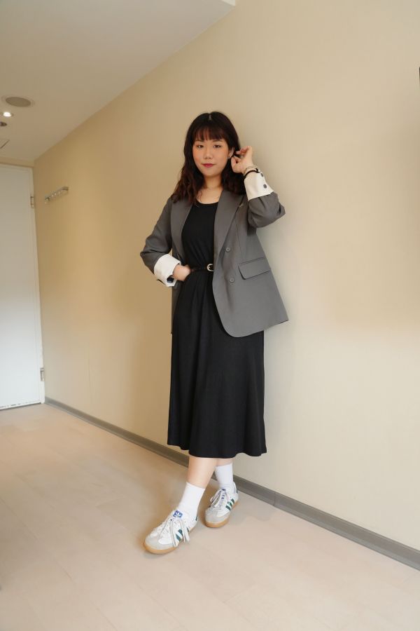 超顯瘦針織連身裙 針織連身裙、修身毛衣裙、超顯瘦裙、日系連身裙、彈力針織裙、秋冬裙款、氣質連身裙、百搭連身裙、女裝針織裙、日系穿搭