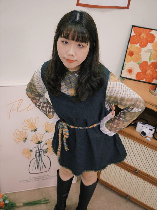 長版疊搭牛仔馬甲 