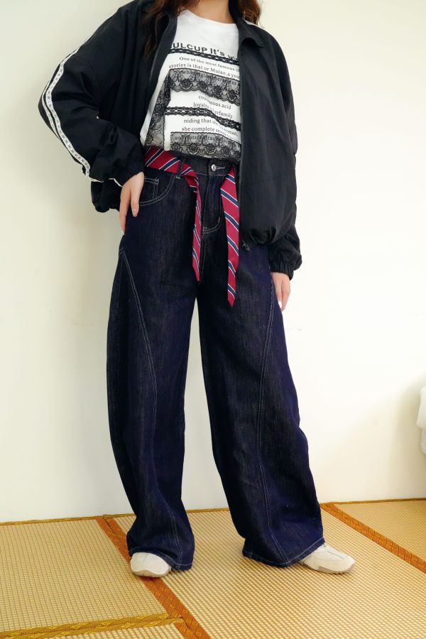 鋒芒外露彎刀褲 彎刀褲, 鋒芒褲, 街頭褲, 潮流褲, 百搭休閒褲, 個性褲款, 造型褲, 舒適褲, 男生女生褲, 時尚休閒褲