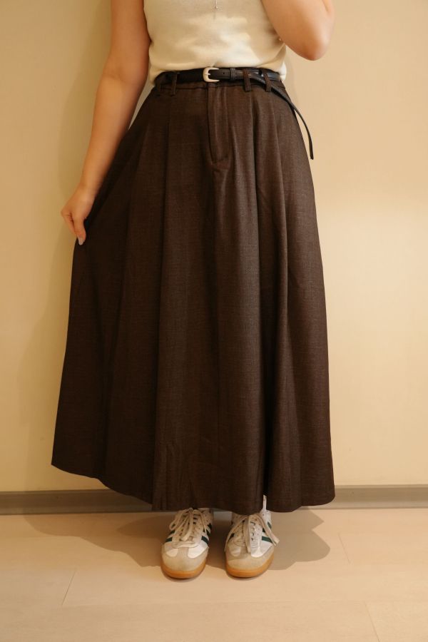 溫柔婉約壓摺長裙 壓摺長裙、日系長裙、百搭長裙、氣質裙、長裙女裝、日系穿搭、秋冬長裙、輕盈長裙、彈性長裙、婉約裙款