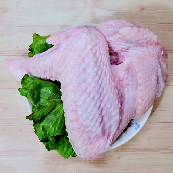 愛豆火雞鮮食:火雞腿(整隻) 火雞腿(剁) 火雞翅(整隻) 火雞翅(剁) 火雞肋排(剁) 